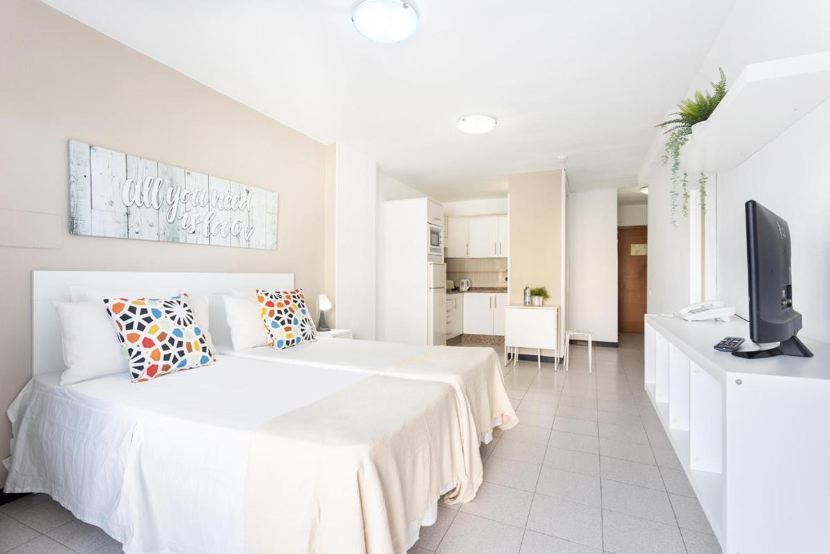 Comodoro- Ravel Los Cristianos  Exteriör bild