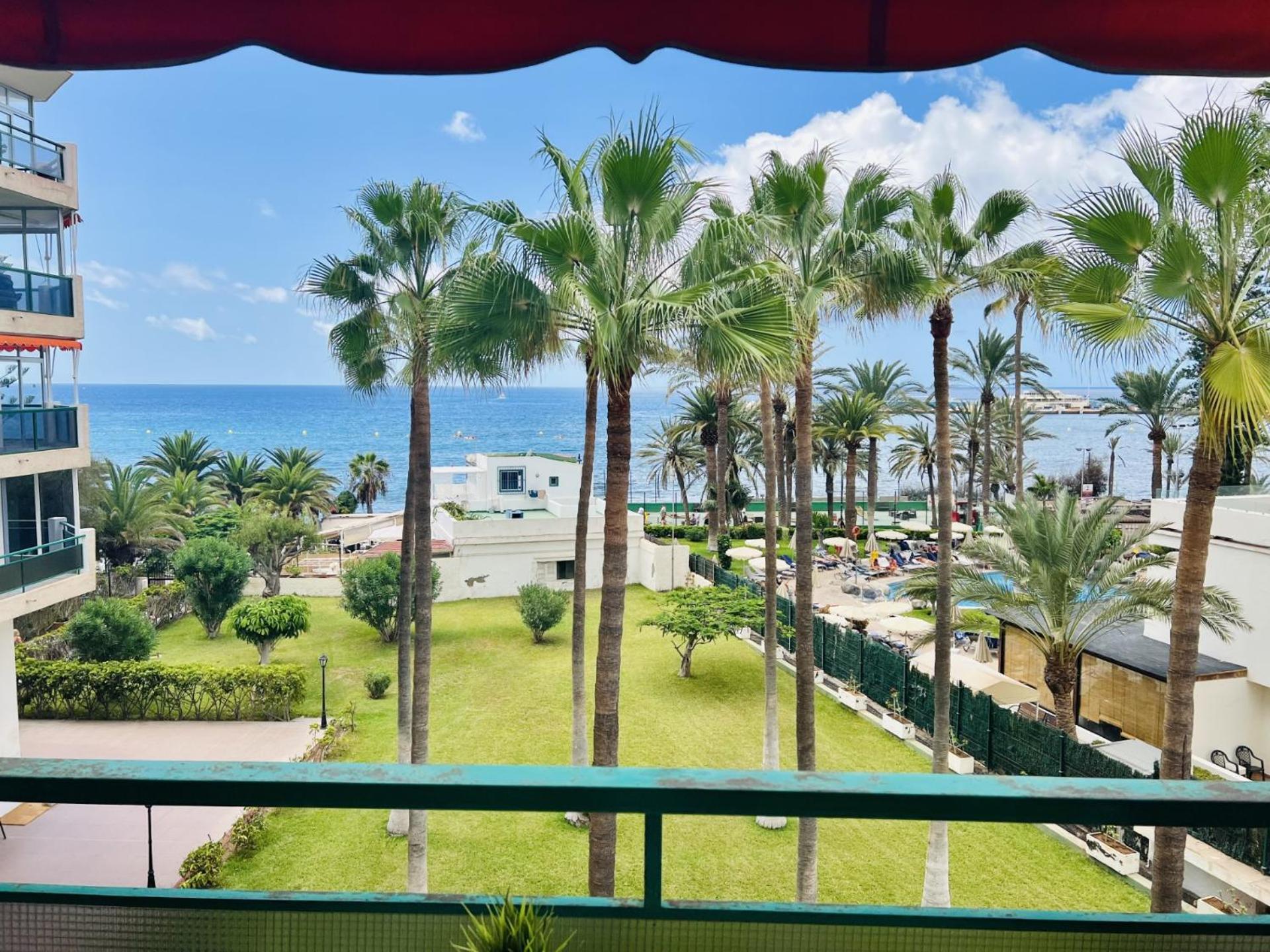 Comodoro- Ravel Los Cristianos  Exteriör bild