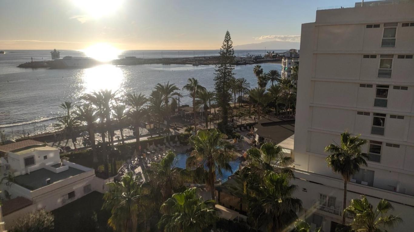 Comodoro- Ravel Los Cristianos  Exteriör bild